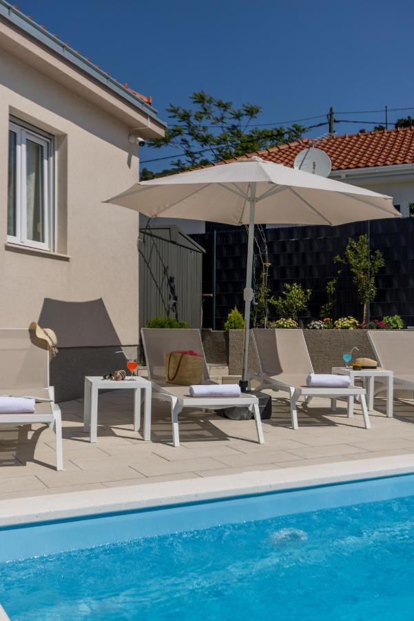 Villa Katess With Heated Pool Σπλιτ Εξωτερικό φωτογραφία